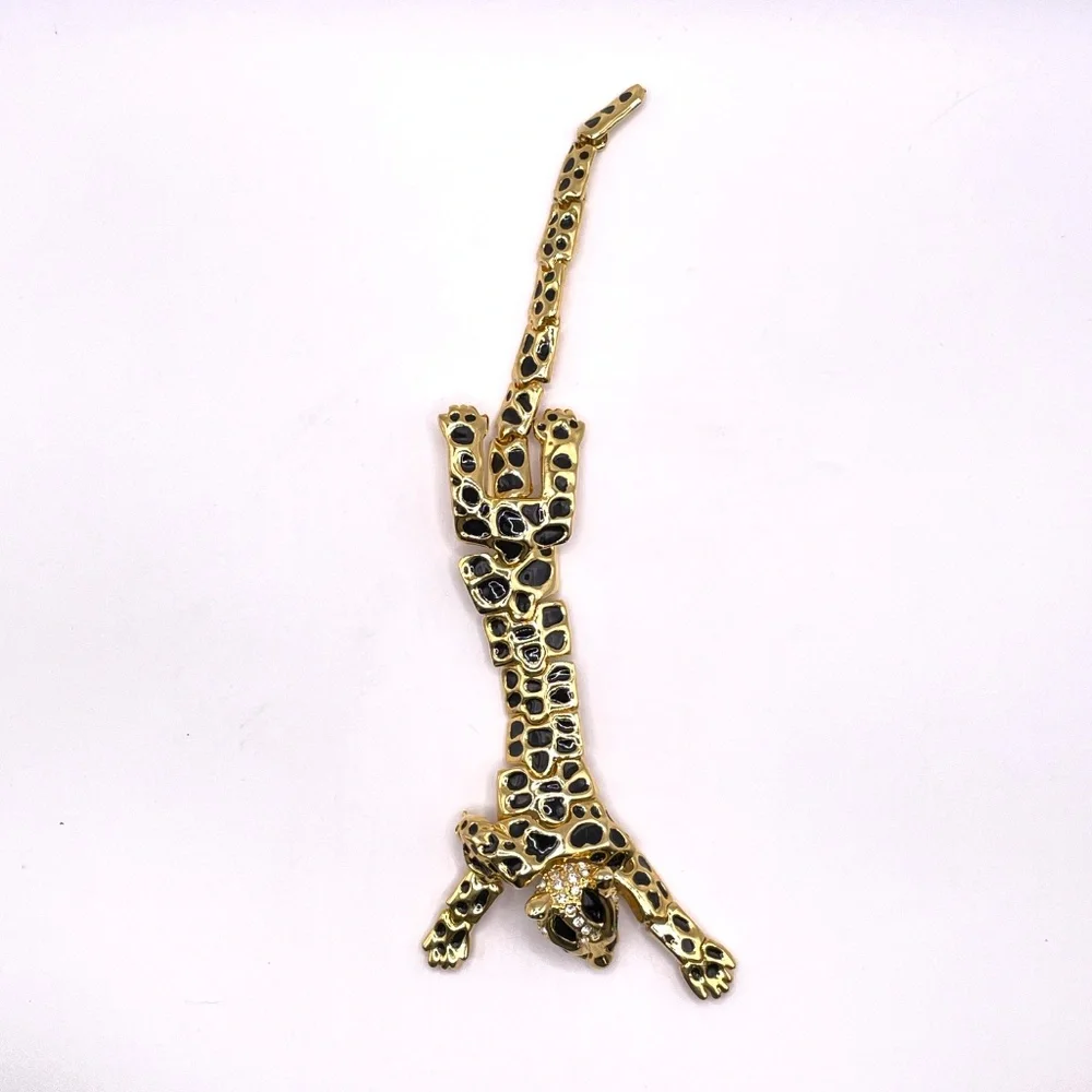 Vintage Leopard Shoulder Brooch 7 1/2